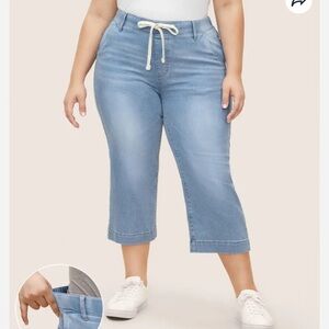 BloomChic Plus Size XL Light Blue Cropped Jeans with Drawstring us16